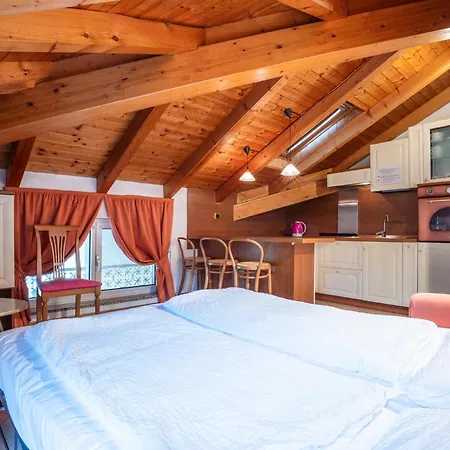 Benacus Panoramic Otel