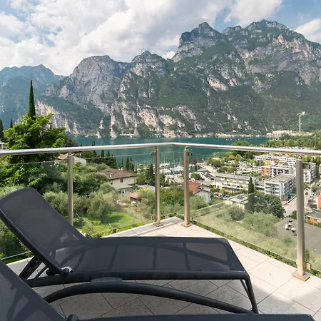 Otel Benacus Panoramic 3*